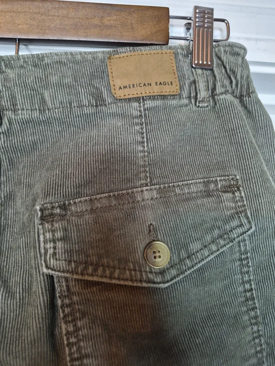 American Eagle Olive Green Corduroy Mini Skirt Size 6 - Picture 6 of 10